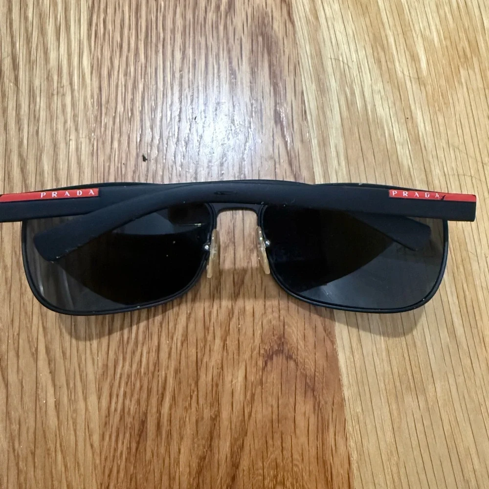 Classic Black Sunglasses with Dark Lenses